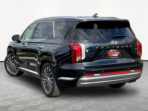 Used 2023 Hyundai Palisade Calligraphy w/ Cargo Package AWD/4WD image 4