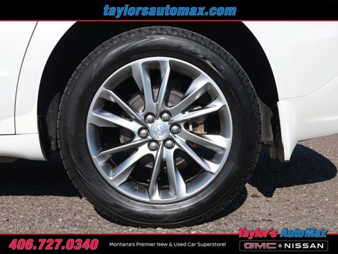 Used 2022 Buick Enclave Avenir w/ LPO, Floor Liner Package AWD/4WD image 47