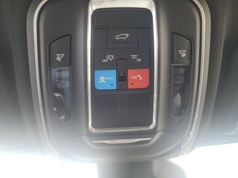 New 2025 Jeep Grand Cherokee L Limited w/ Trailer Tow Package image 10