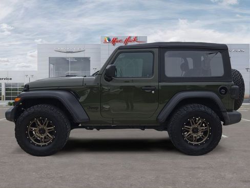 Used 2021 Jeep Wrangler Sport AWD/4WD image 2