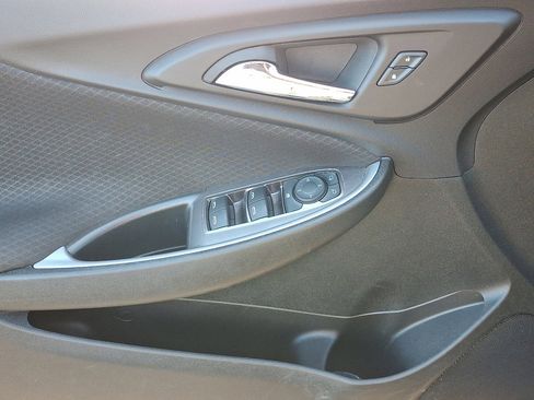 Used 2023 Chevrolet Malibu LT image 23