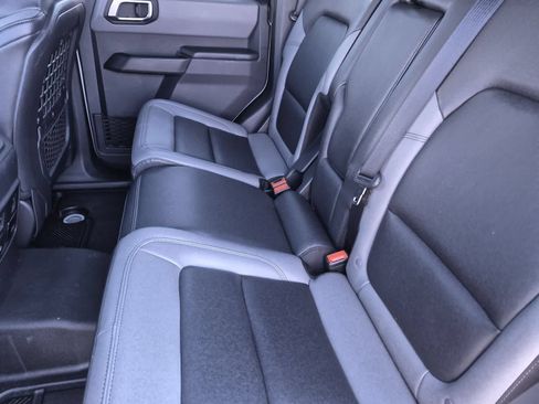 Used 2024 Ford Bronco Big Bend AWD/4WD image 19