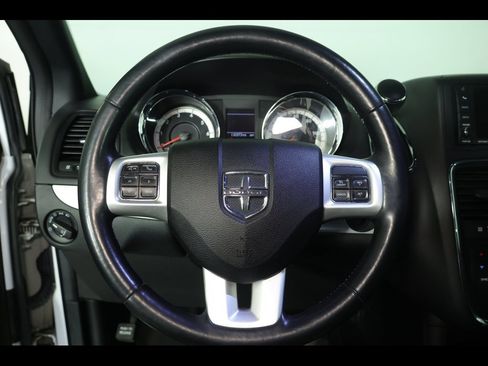 Used 2019 Dodge Grand Caravan GT image 15