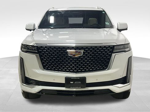 Used 2023 Cadillac Escalade Premium Luxury AWD/4WD image 2