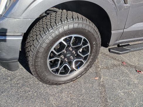 Used 2022 Ford F150 XLT w/ Equipment Group 302A High image 12