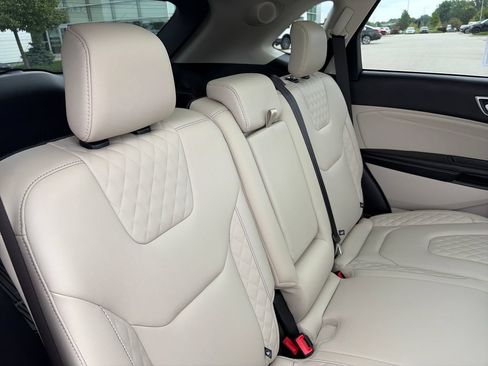 Used 2024 Ford Edge Titanium AWD/4WD image 29