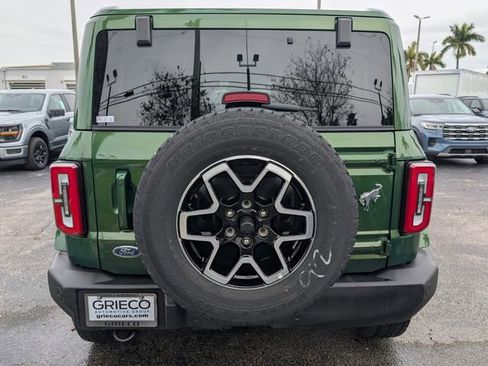 Used 2025 Ford Bronco Outer Banks image 13