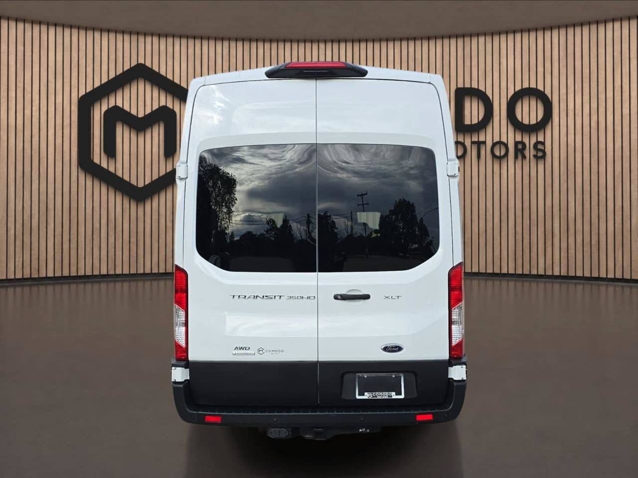 Used 2023 Ford Transit 350 XLT AWD/4WD image 4
