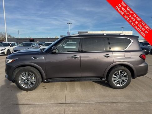 Used 2024 INFINITI QX80 Luxe image 2