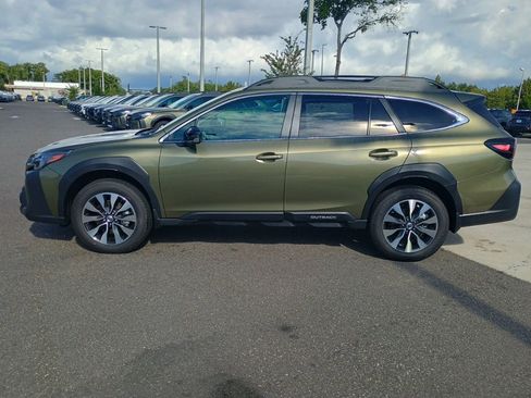 New 2025 Subaru Outback Limited image 3