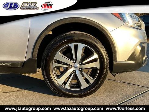 Used 2019 Subaru Outback 2.5i Limited AWD/4WD image 8