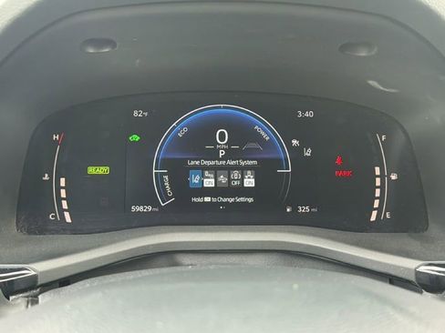 Certified 2025 Toyota Camry LE image 24