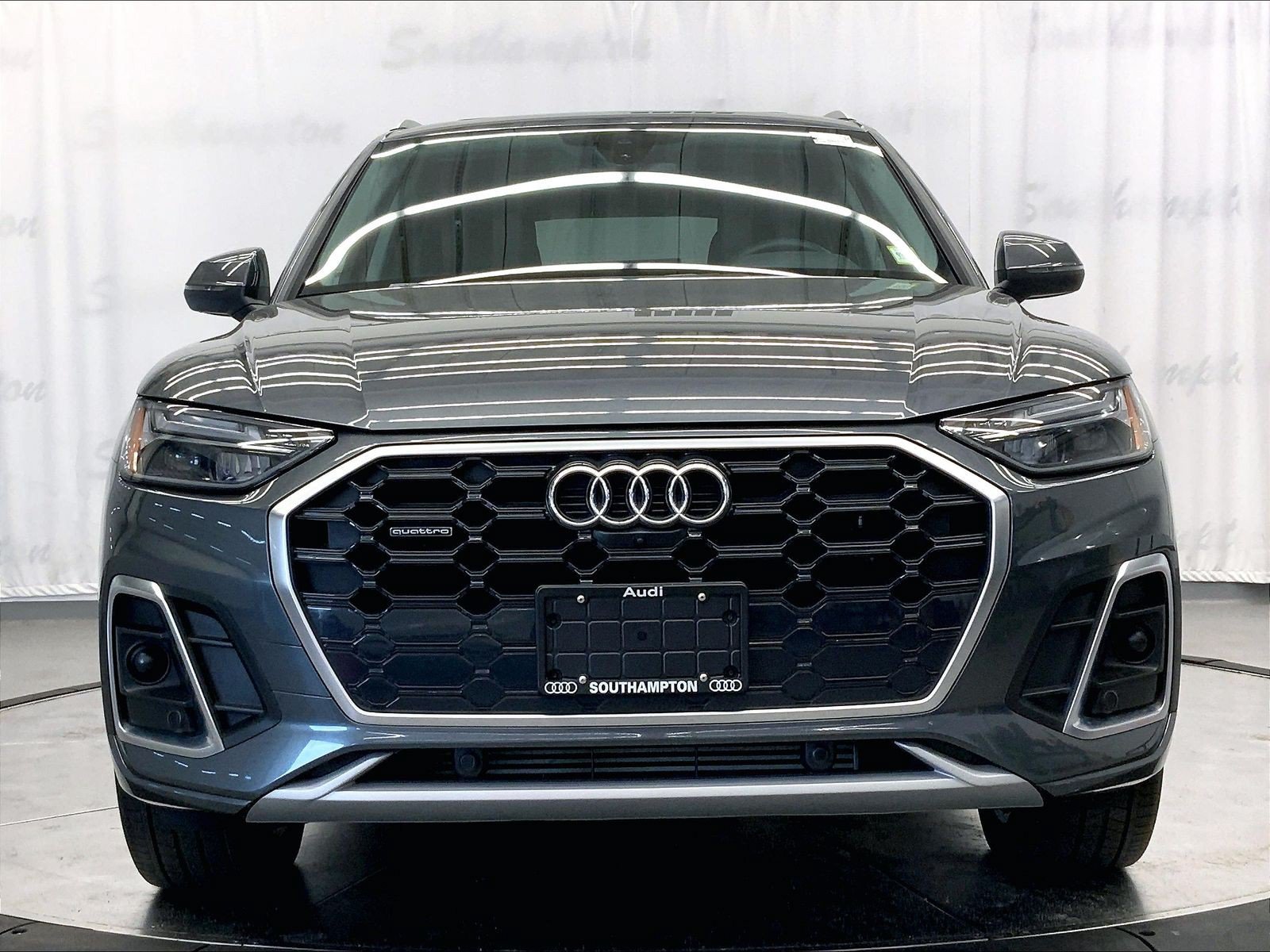Certified 2023 Audi Q5 2.0T Premium Plus w/ Premium Plus Package AWD/4WD image 2