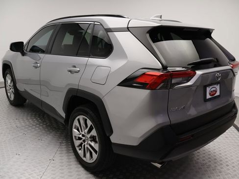 Used 2023 Toyota RAV4 XLE Premium FWD image 11