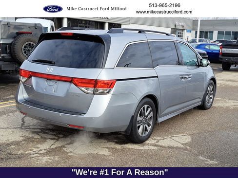Used 2016 Honda Odyssey Touring image 5