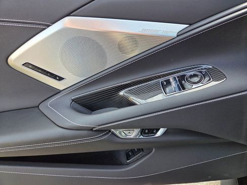 Used 2023 Chevrolet Corvette Stingray Preferred Cpe w/ Engine Appearance Package RWD image 23