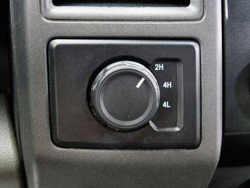 Used 2022 Ford F350 XL w/ Power Equipment Group AWD/4WD image 28