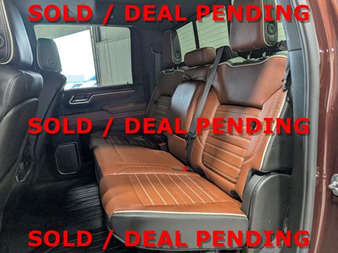 Used 2024 GMC Sierra 2500 Denali Ultimate AWD/4WD image 18