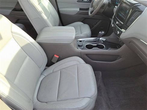 Used 2018 Chevrolet Traverse Premier image 28
