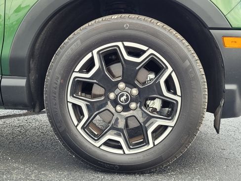Used 2025 Ford Bronco Sport Outer Banks w/ Outer Banks Tech Package+ AWD/4WD image 10