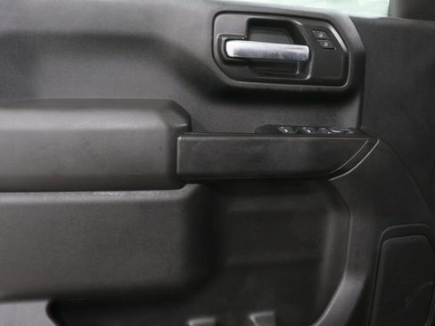 Used 2022 Chevrolet Silverado 2500 Custom image 20