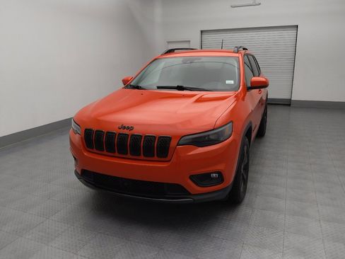 Used 2021 Jeep Cherokee Latitude Plus AWD/4WD image 15