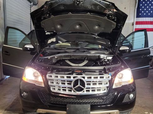 Used 2010 Mercedes-Benz ML 350 2WD image 14