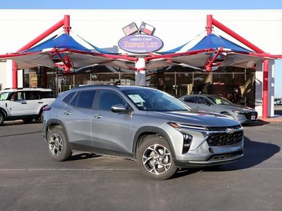 Used 2025 Chevrolet Trax LT w/ LT Convenience Package