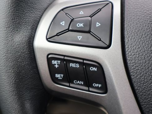 Used 2019 Ford Ranger XLT w/ Equipment Group 302A Luxury AWD/4WD image 8