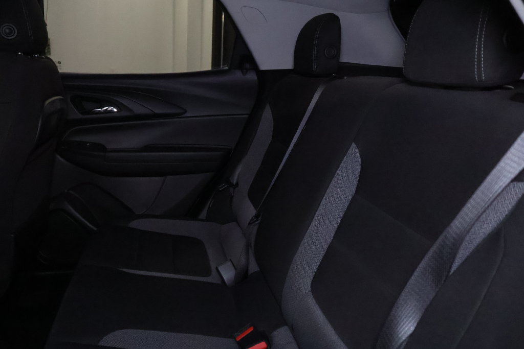 Used 2025 Chevrolet TrailBlazer LT AWD/4WD image 13