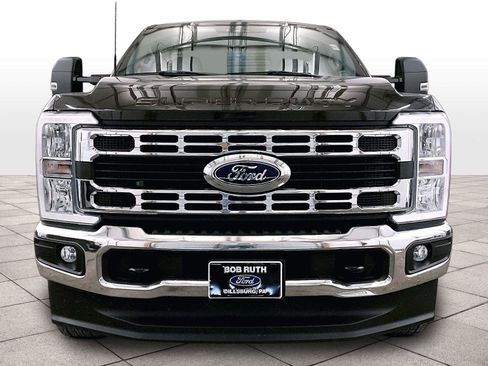 Used 2024 Ford F350 XLT w/ Camper Package AWD/4WD image 3