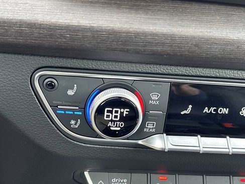 Used 2025 Audi Q5 2.0T Premium Plus w/ Premium Plus Package image 40