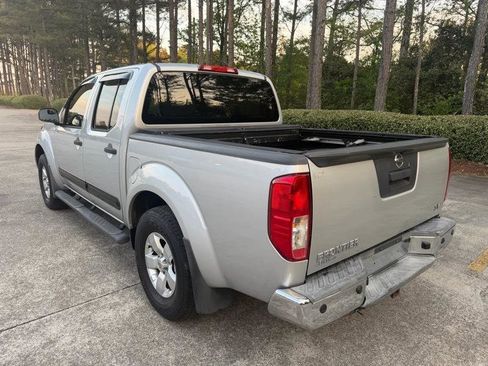 Used 2013 Nissan Frontier SV w/ SV Value Truck Pkg image 5