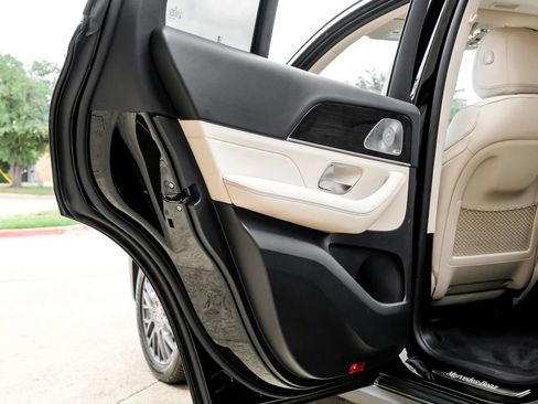 Used 2021 Mercedes-Benz GLE 350 w/ Premium Package image 56