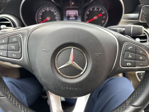 Used 2018 Mercedes-Benz C 300 C 300 image 6