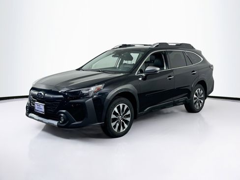 Used 2023 Subaru Outback Touring image 1