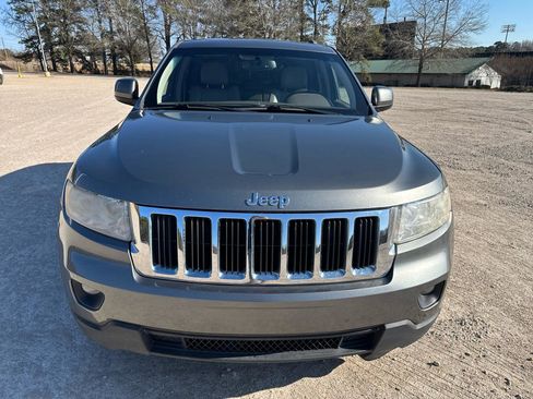 Used 2012 Jeep Grand Cherokee Laredo image 3