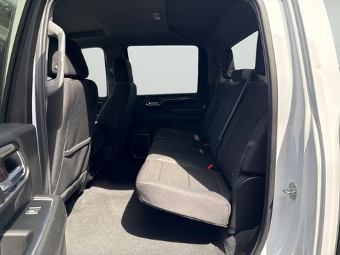 Used 2024 Chevrolet Silverado 2500 LT AWD/4WD image 36