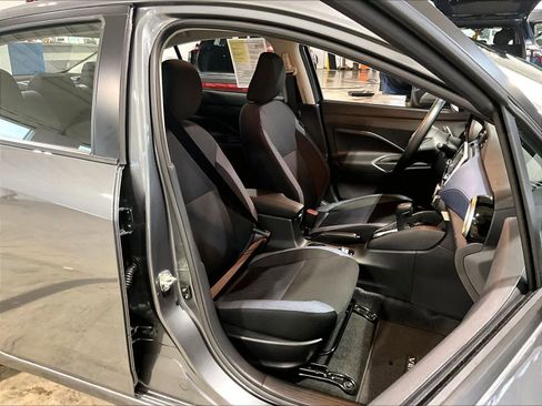 Used 2025 Nissan Versa SV w/ Trunk Package image 11