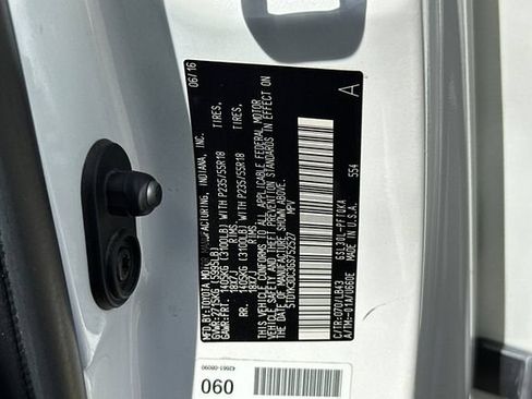 Used 2016 Toyota Sienna Limited FWD image 29