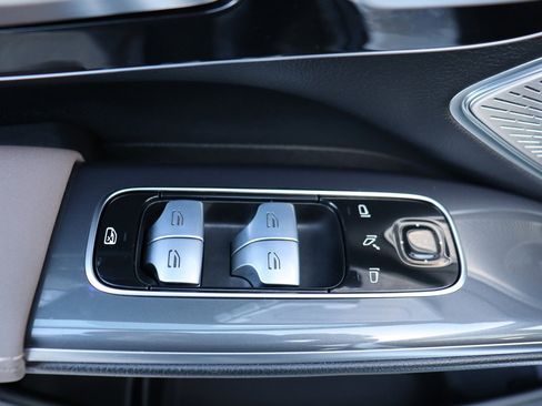 Used 2023 Mercedes-Benz EQS 450+ 4MATIC SUV image 30