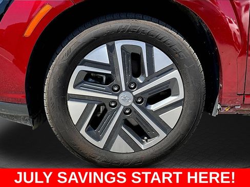 Used 2023 Hyundai Kona SEL FWD image 43