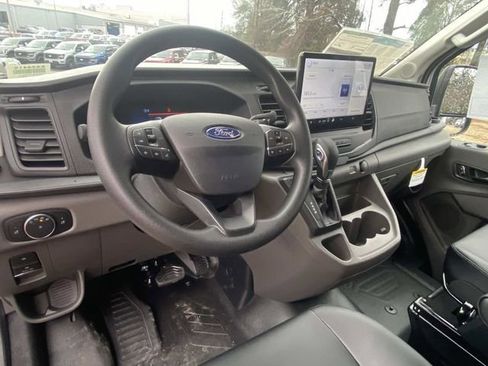 New 2026 Ford Transit 250 148 Medium Roof RWD image 11
