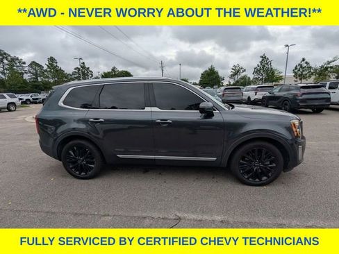 Used 2022 Kia Telluride SX w/ SX Prestige Package AWD/4WD image 3