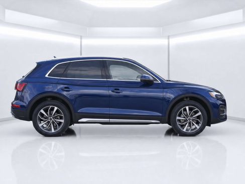 Certified 2021 Audi Q5 2.0T Premium Plus w/ Premium Plus Package AWD/4WD image 8