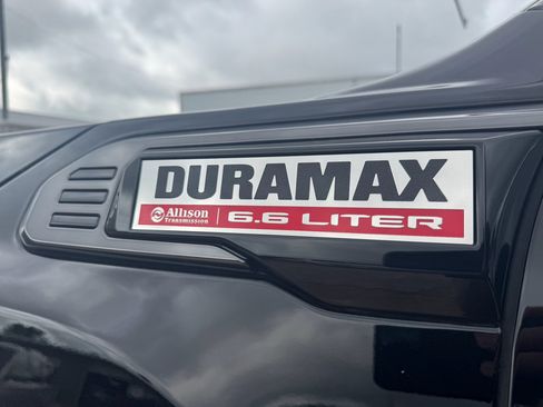 Used 2025 GMC Sierra 2500 AT4 w/ AT4 Preferred Package AWD/4WD image 13