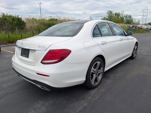 Used 2019 Mercedes-Benz E 300 4MATIC image 8