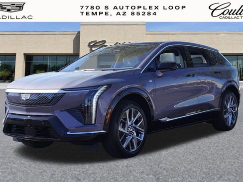 New 2026 Cadillac Optiq Luxury 1 image 5