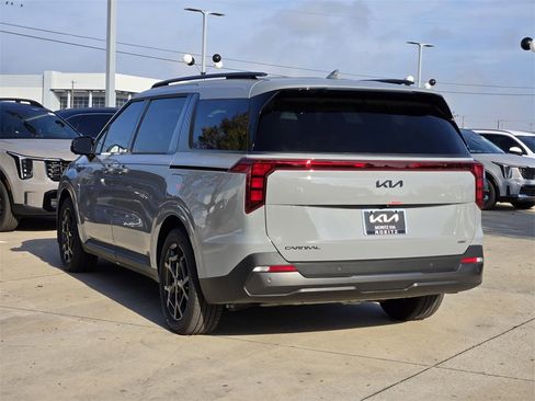New 2026 Kia Carnival SX image 3