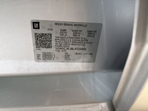 Used 2020 Chevrolet Suburban Premier RWD image 5